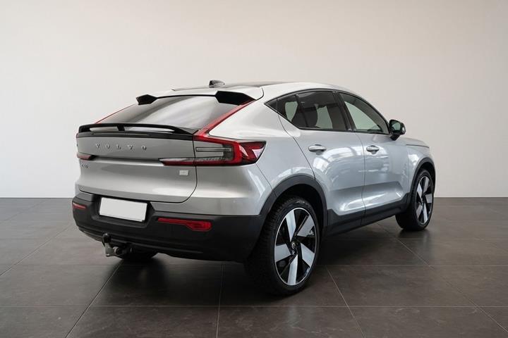 Grå Volvo C40 fra 2022