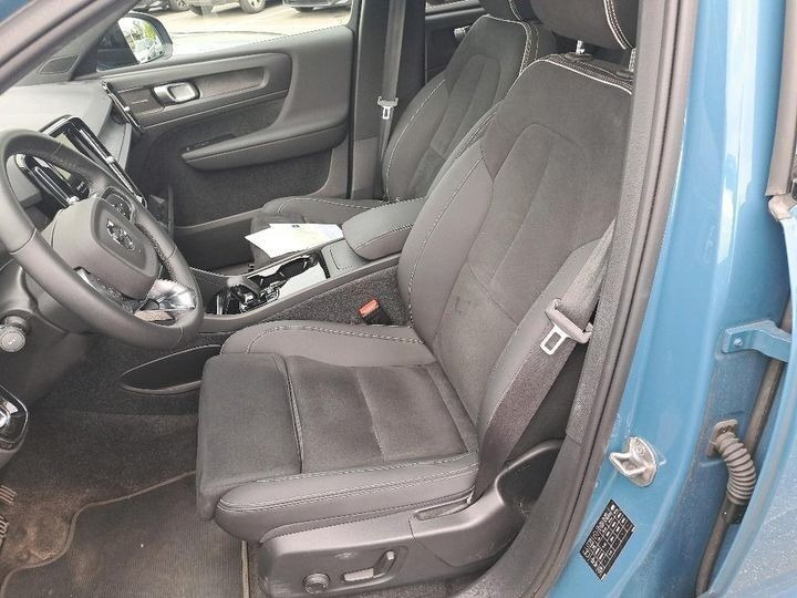Blå Volvo C40 fra 2022