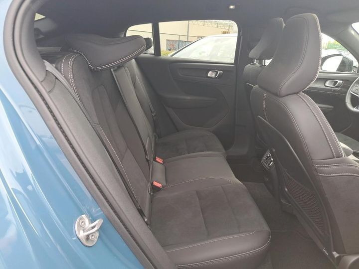 Blå Volvo C40 fra 2022