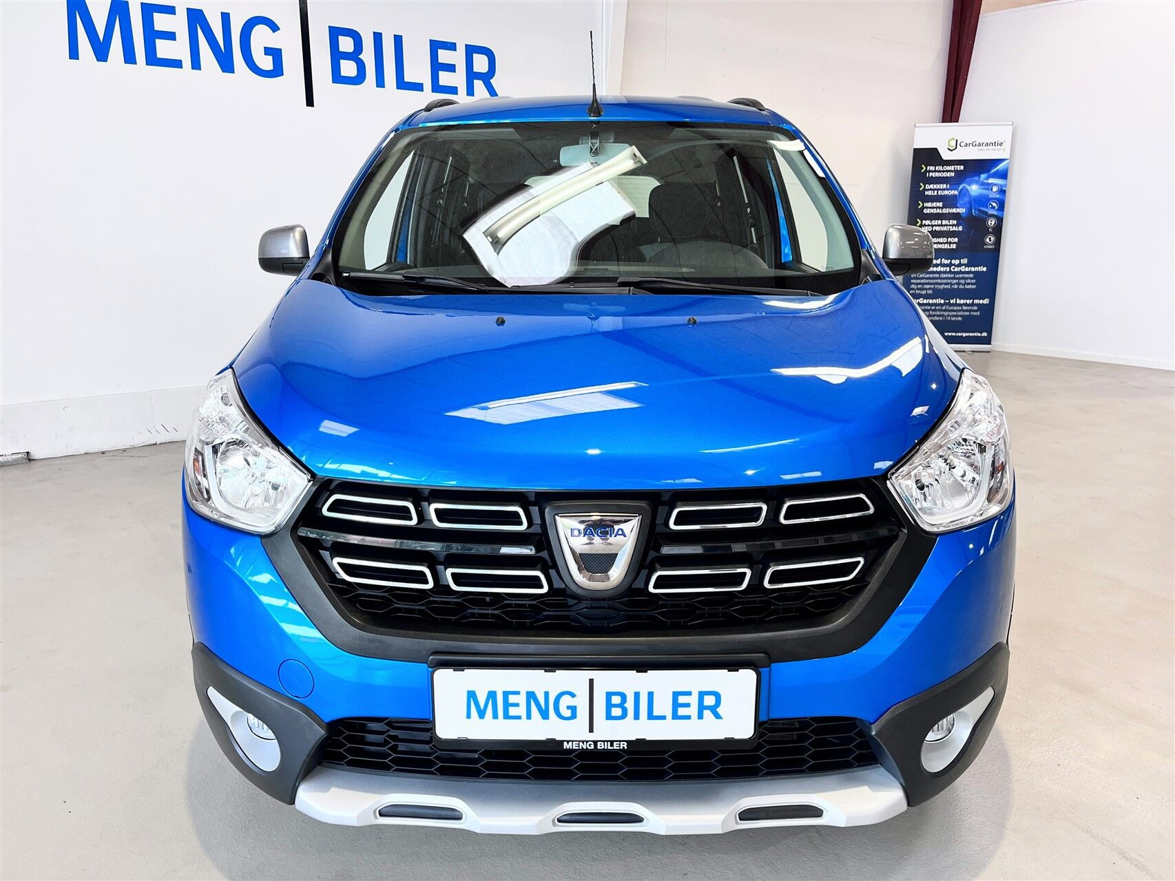 Blå Dacia Lodgy fra 2019