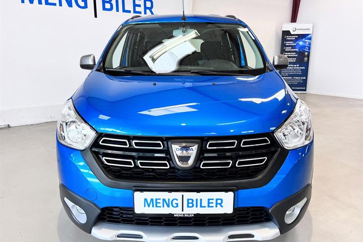 Blå Dacia Lodgy fra 2019