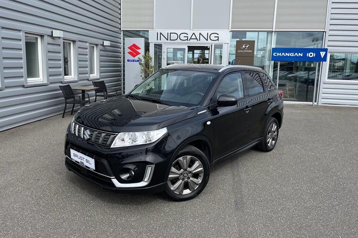Sort Suzuki Vitara fra 2019 set udefra