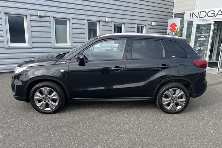 Sort Suzuki Vitara fra 2019