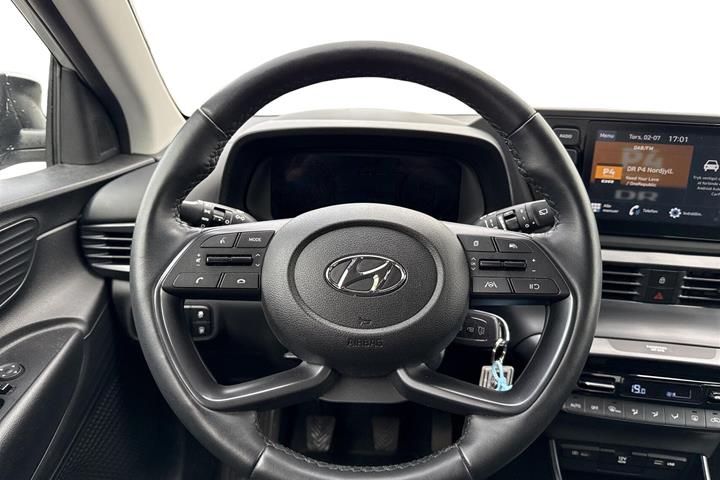 Sølv Hyundai i20 fra 2023