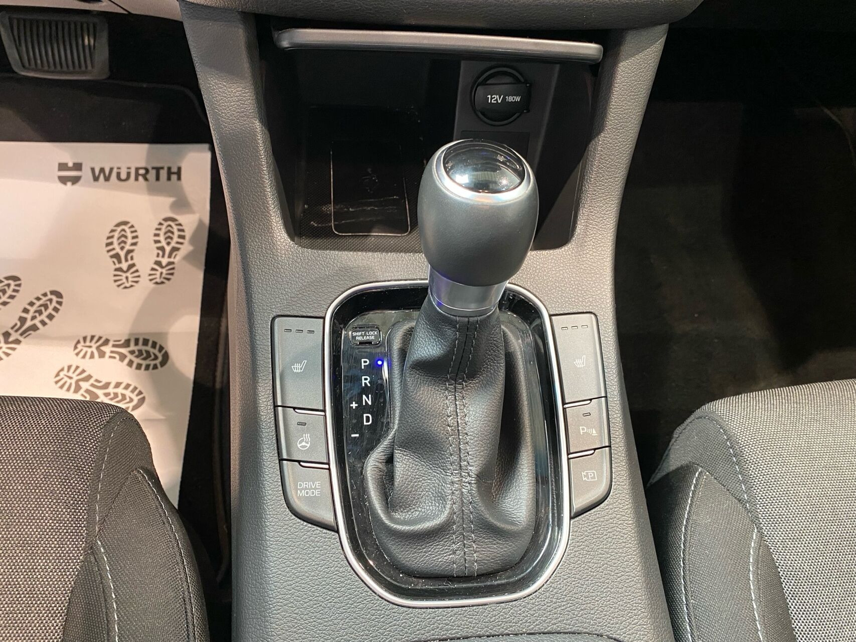 Grå Hyundai i30 fra 2021