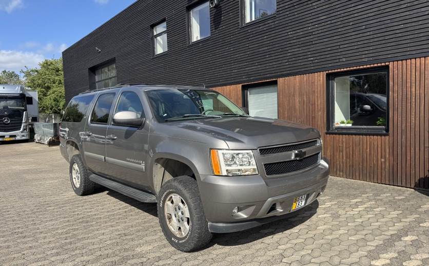 Chevrolet Suburban 5,3 V8 aut.