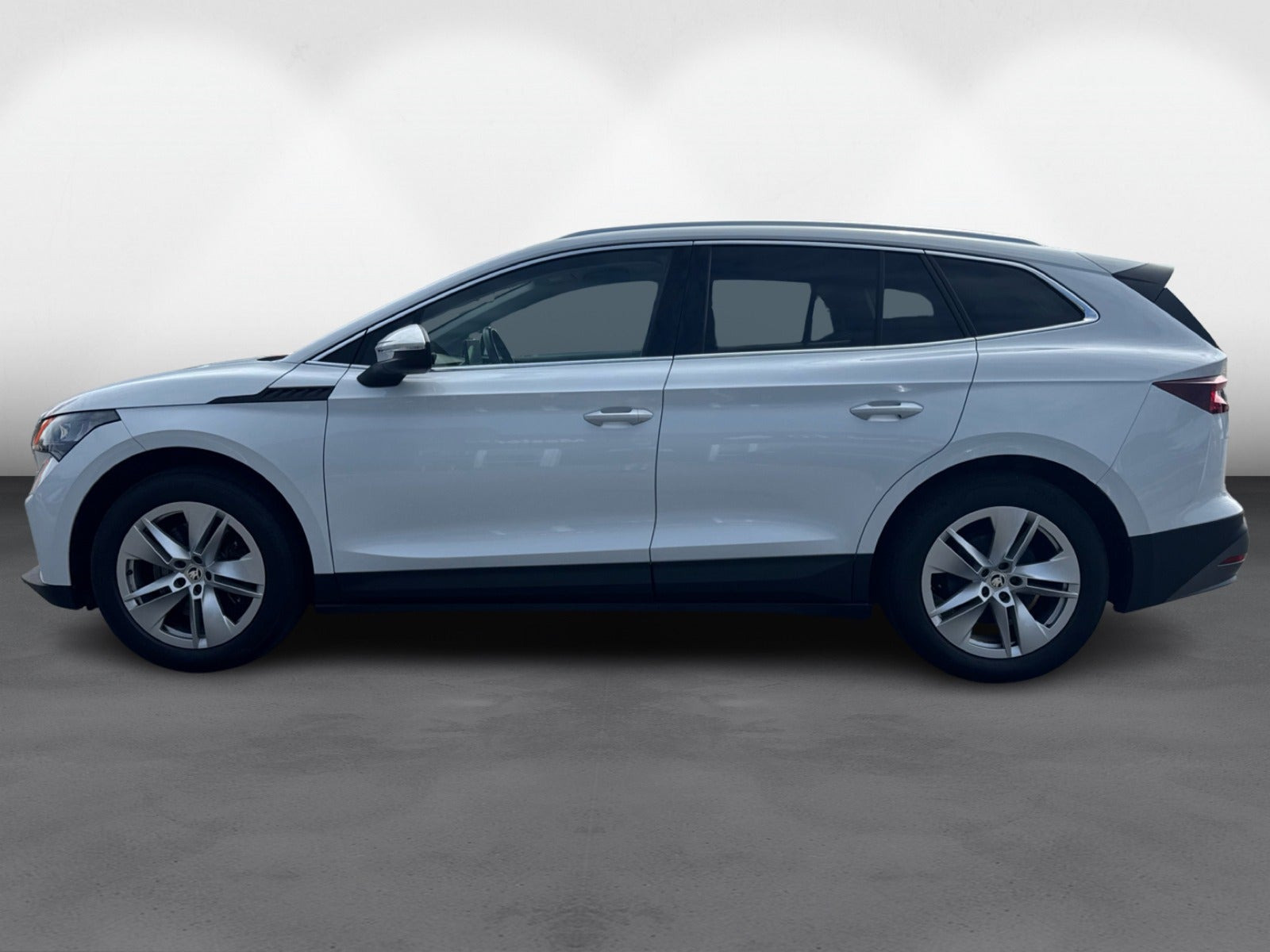 Hvid Skoda Enyaq fra 2022
