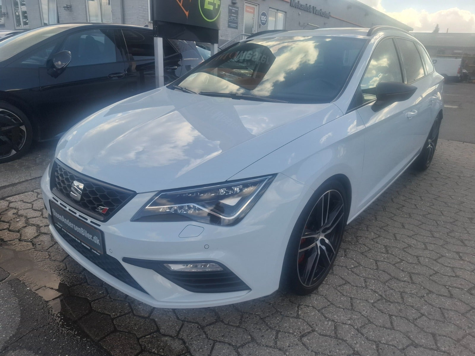 Hvid Seat Leon fra 2018