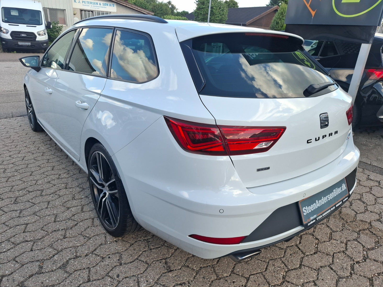 Hvid Seat Leon fra 2018