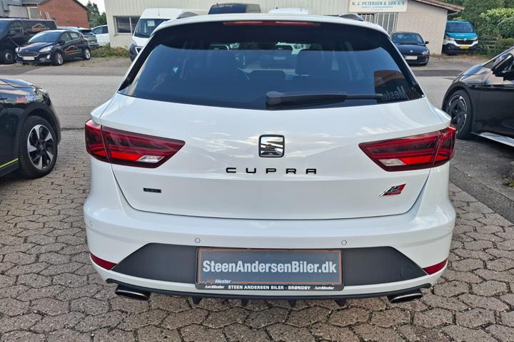 Hvid Seat Leon fra 2018