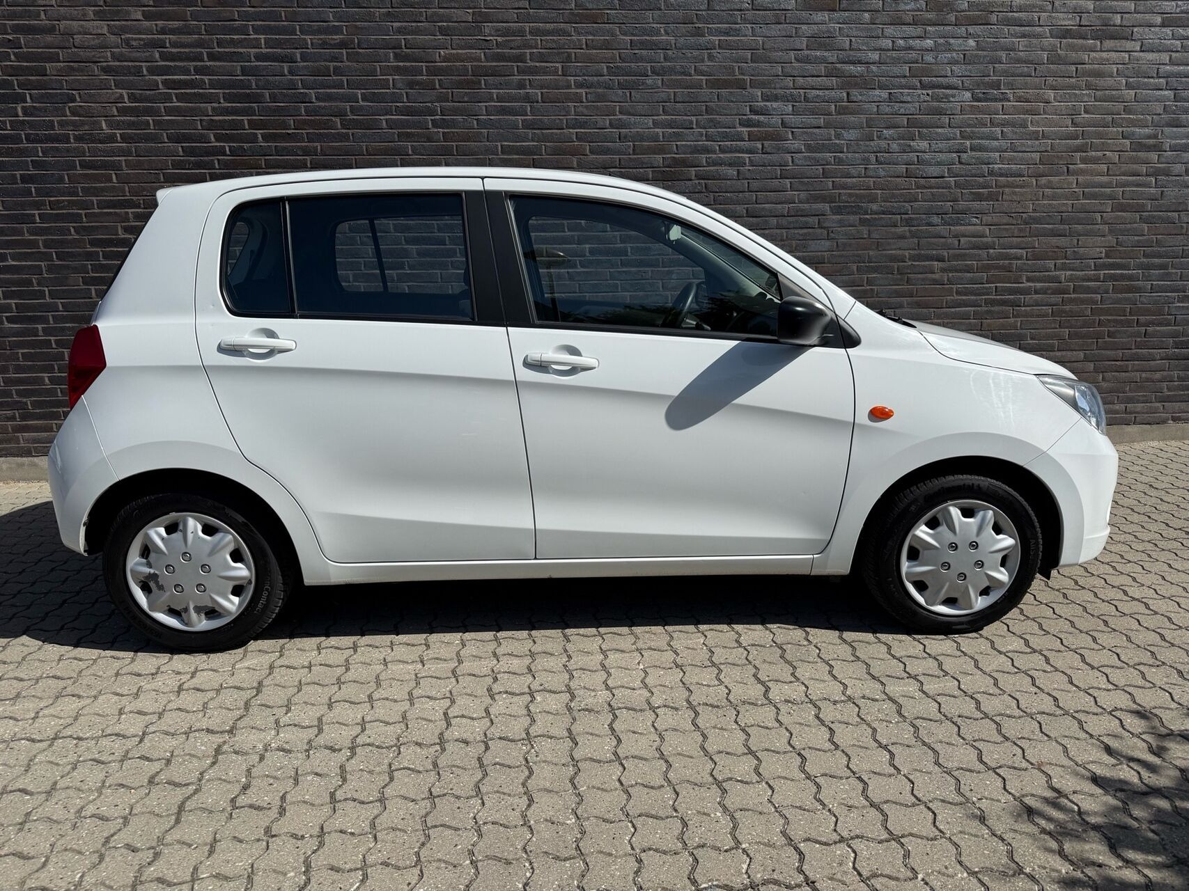 Hvid Suzuki Celerio fra 2018