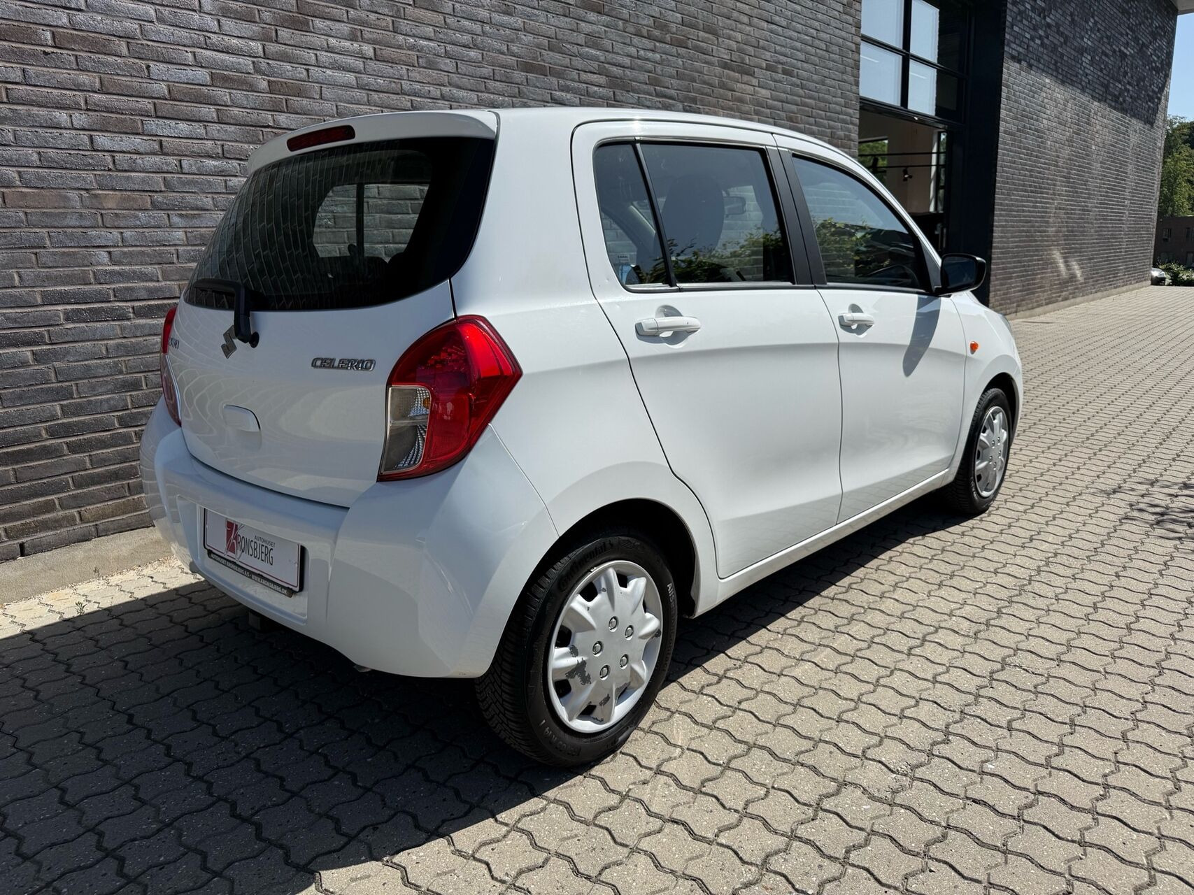 Hvid Suzuki Celerio fra 2018