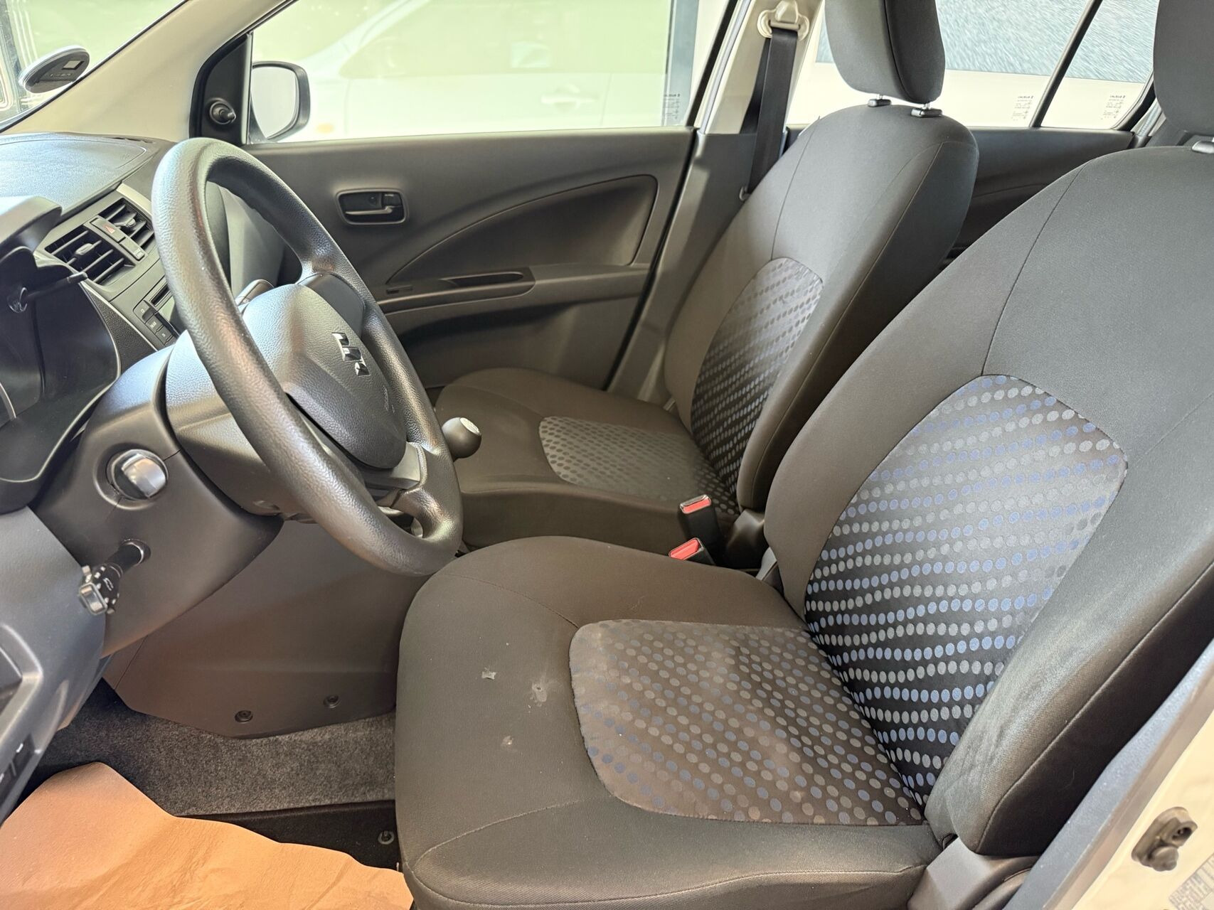 Hvid Suzuki Celerio fra 2018