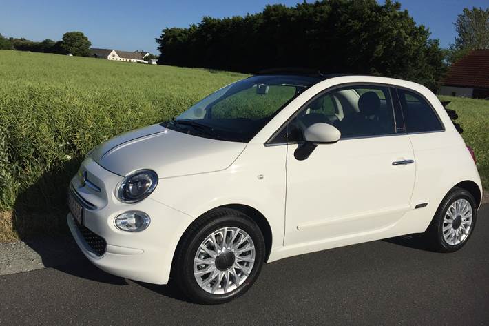 Hvid Fiat 500C fra 2018