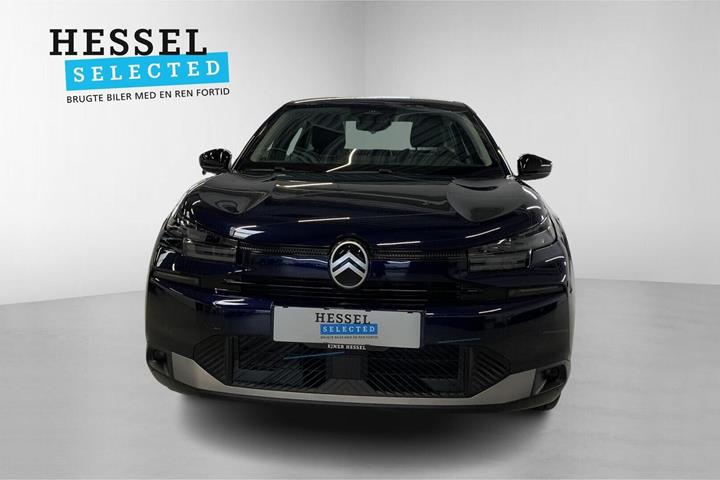 Blå Citroën ë-C4 X fra 2025