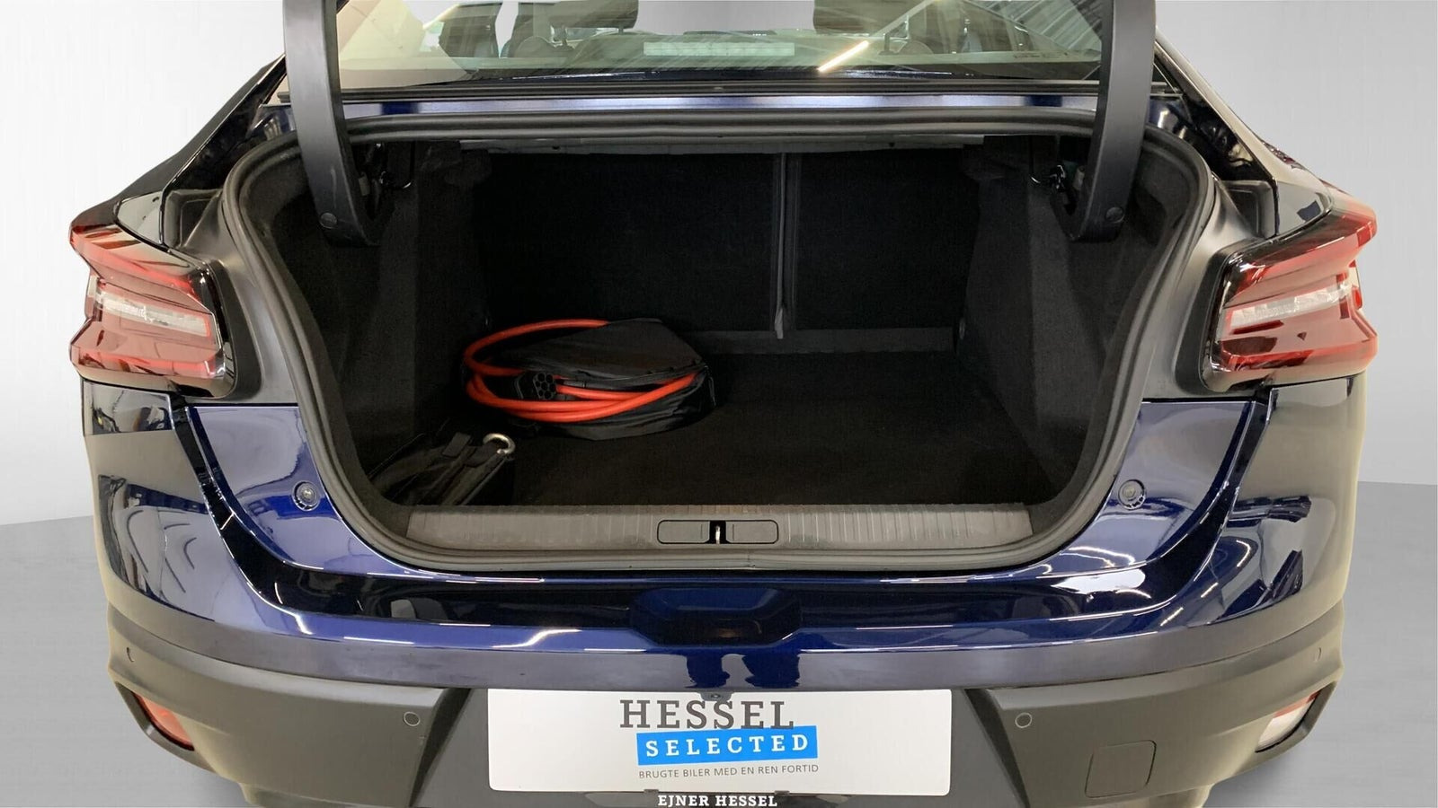 Blå Citroën ë-C4 X fra 2025