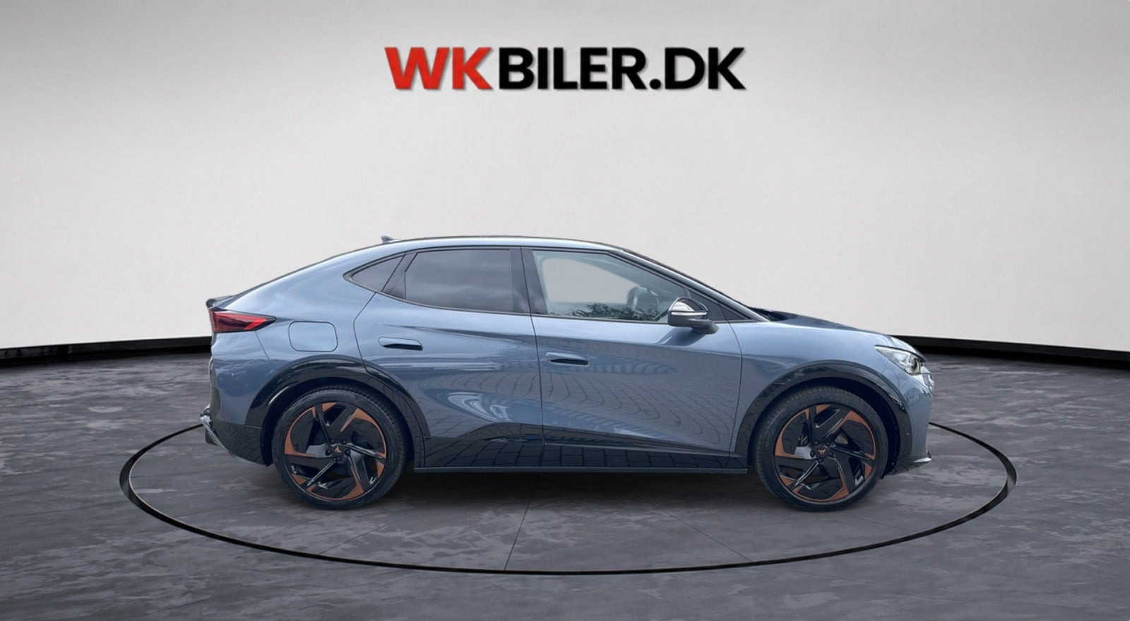Blå Cupra Tavascan fra 2025