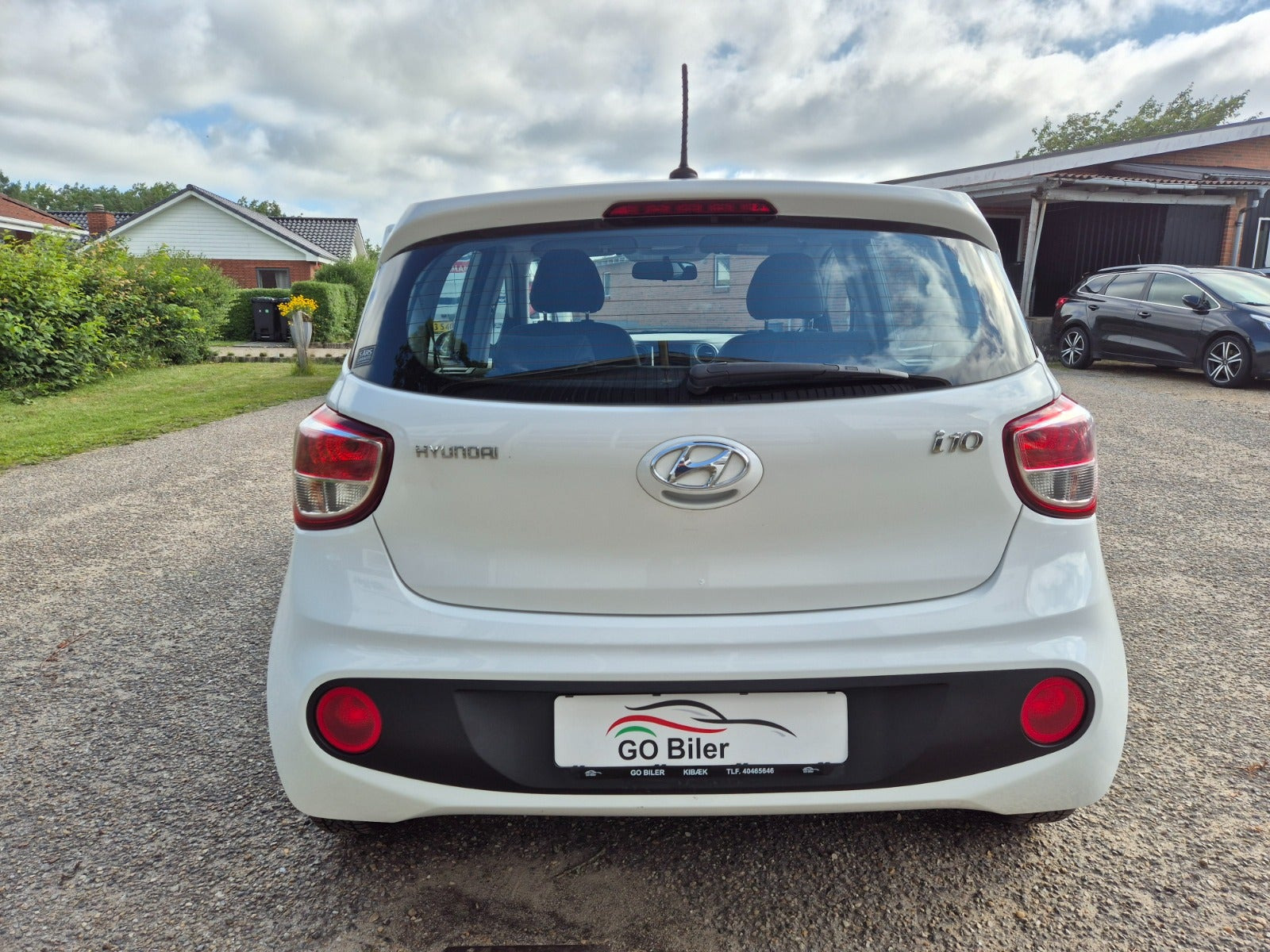 Grøn Hyundai i10 fra 2017