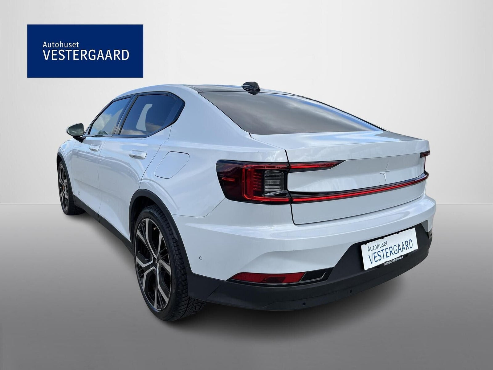 Grå Polestar 2 fra 2021