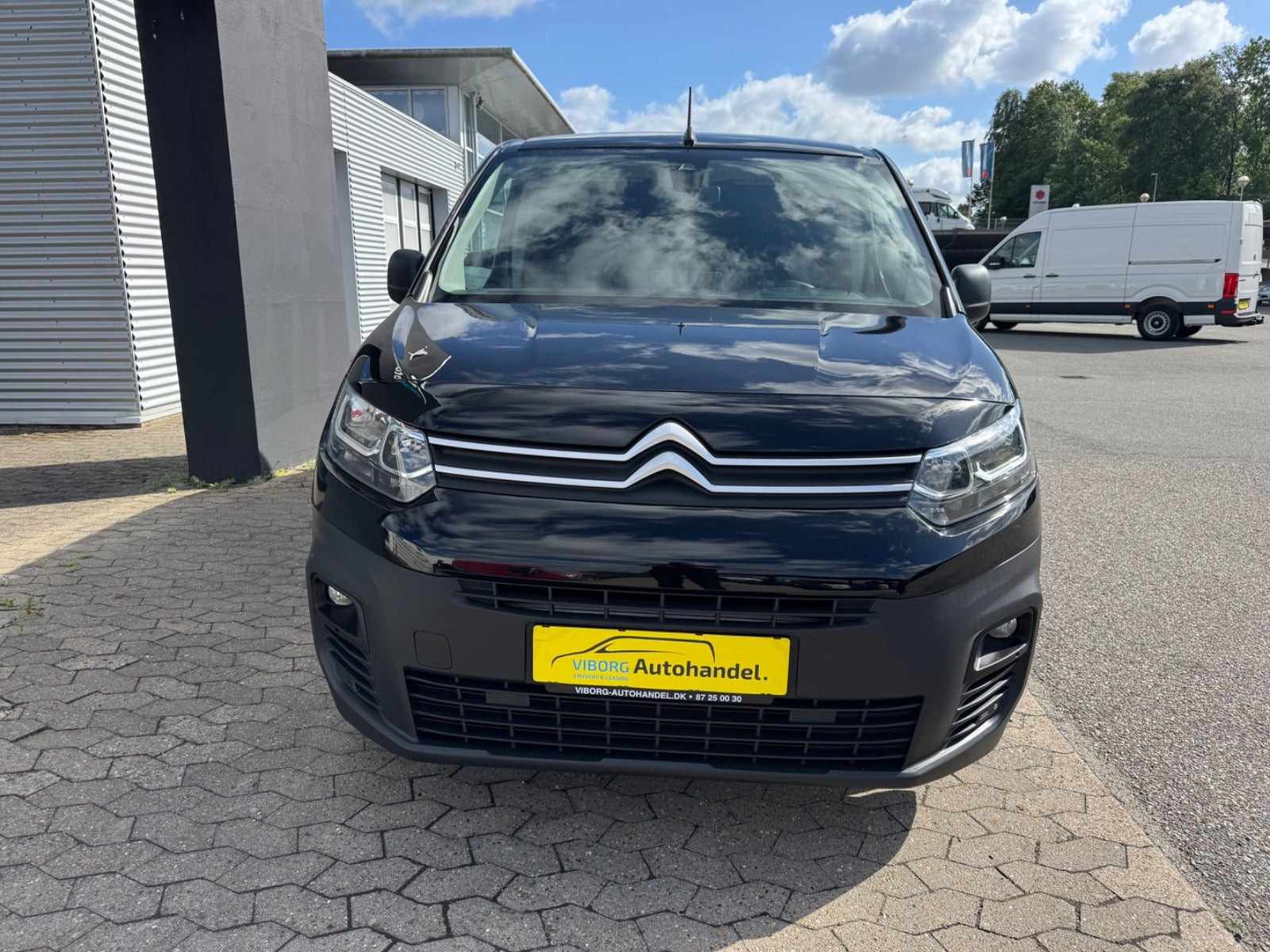Sort Citroën Berlingo fra 2019