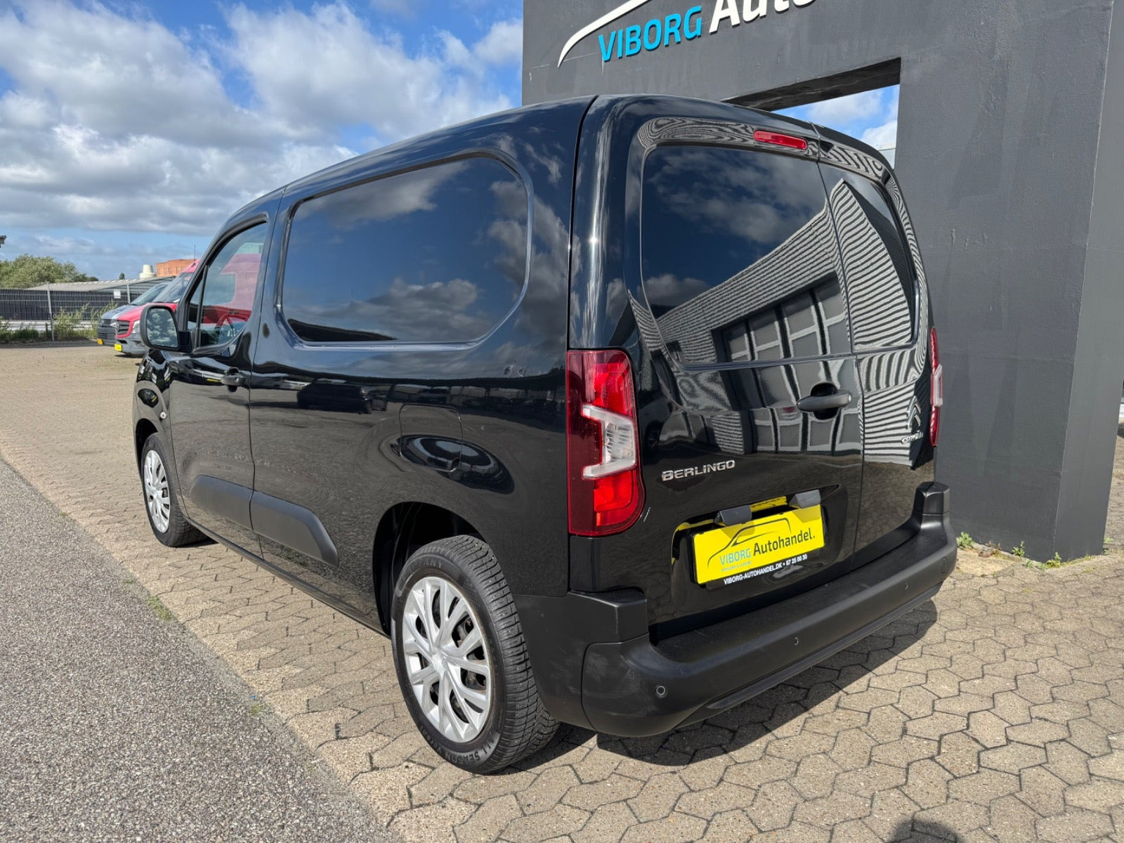 Sort Citroën Berlingo fra 2019