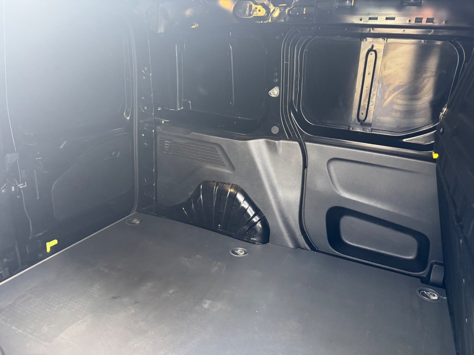 Sort Citroën Berlingo fra 2019