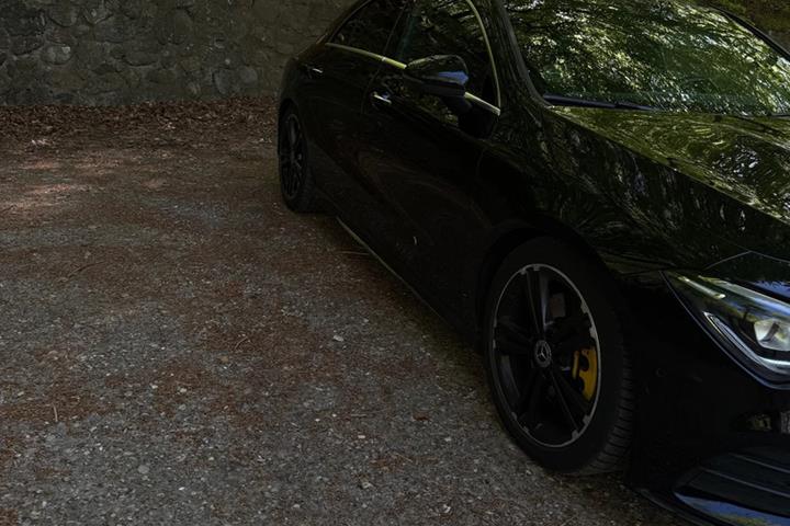 Sort Mercedes CLA200 fra 2020