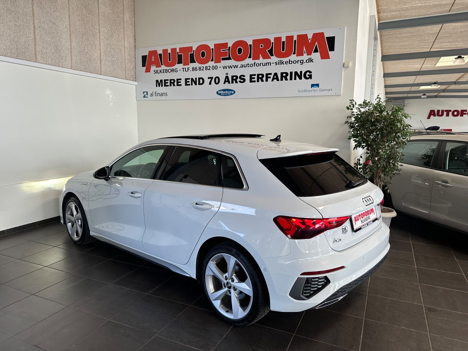 Hvid Audi A3 fra 2021