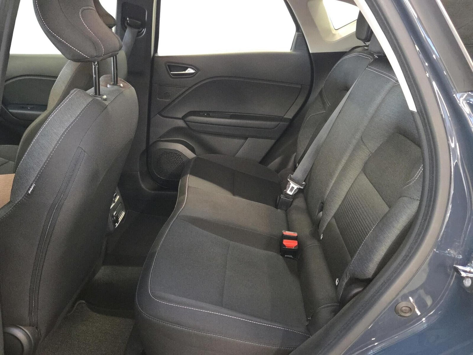 Blå Renault Captur fra 2021