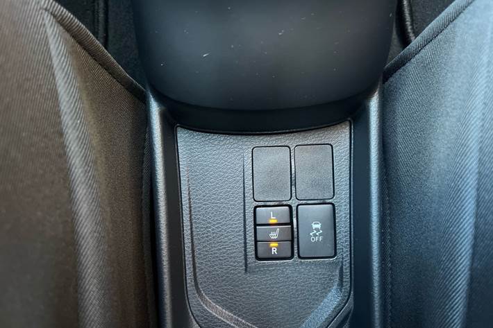 Rød Toyota Yaris fra 2017