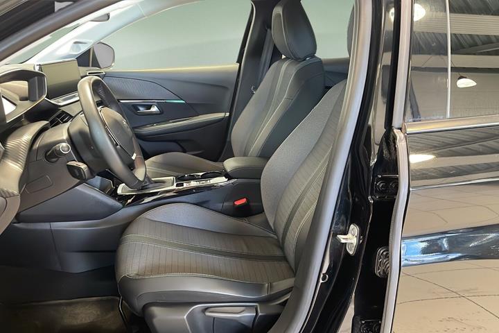 Sort Peugeot 208 fra 2022