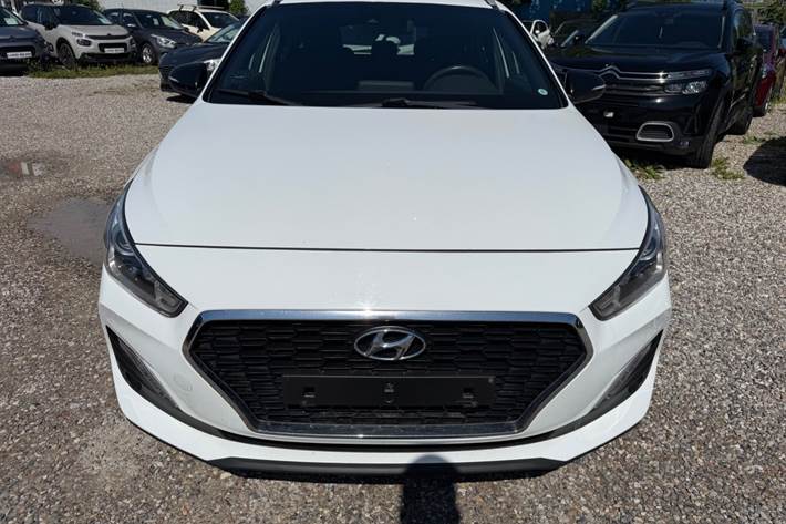 Hvid Hyundai i30 fra 2018