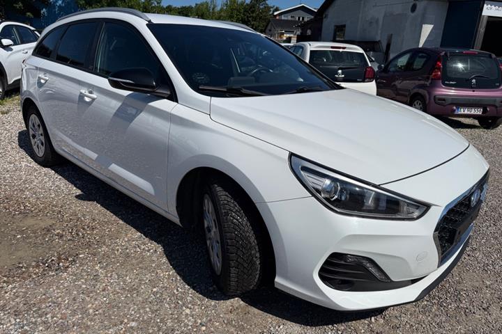 Hvid Hyundai i30 fra 2018