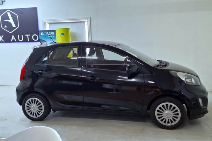 Sort Kia Picanto fra 2013