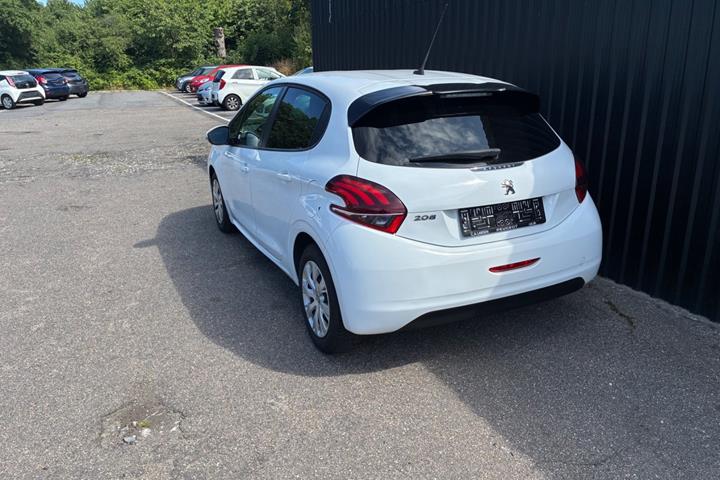 undefined Peugeot 208 fra 2018