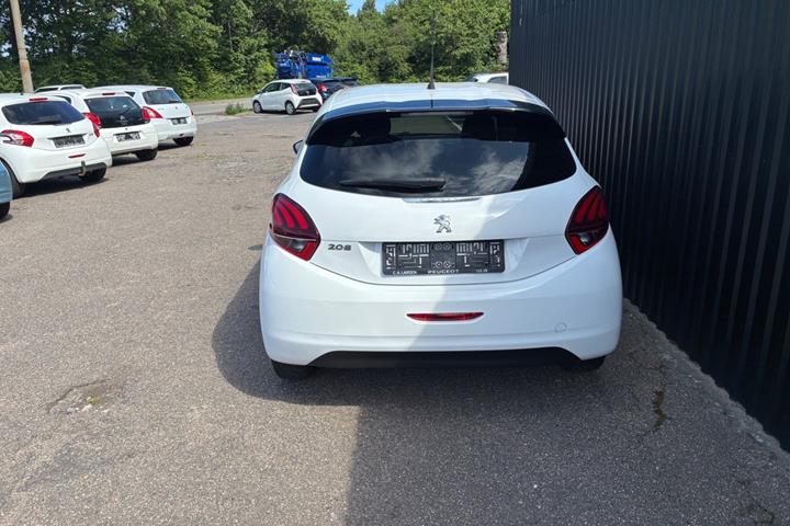 undefined Peugeot 208 fra 2018