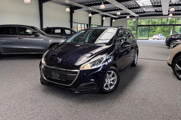 undefined Peugeot 208 fra 2016 set udefra