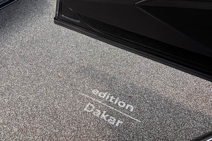 Rød Audi Q8 e-tron fra 2024