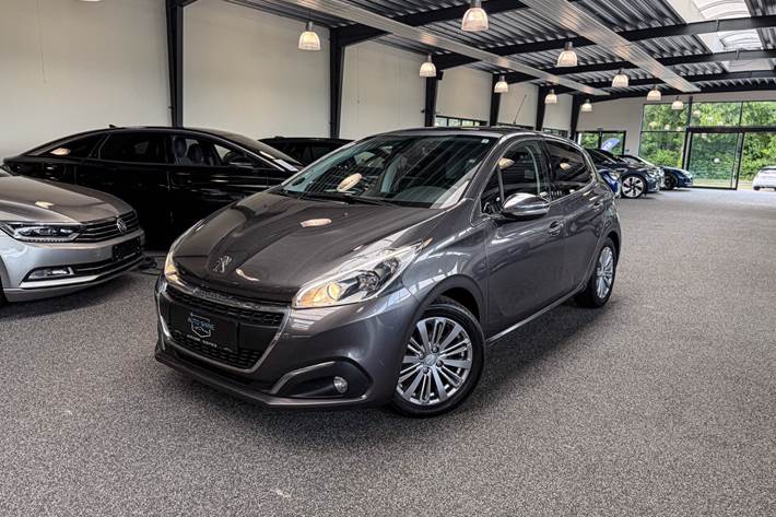 undefined Peugeot 208 fra 2018