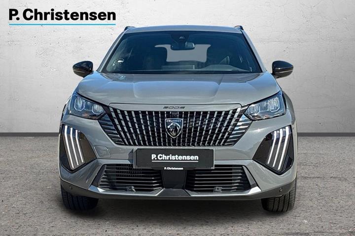 Grå Peugeot 2008 fra 2025