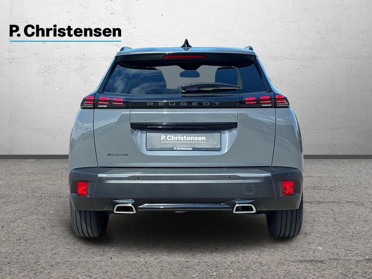 Grå Peugeot 2008 fra 2025