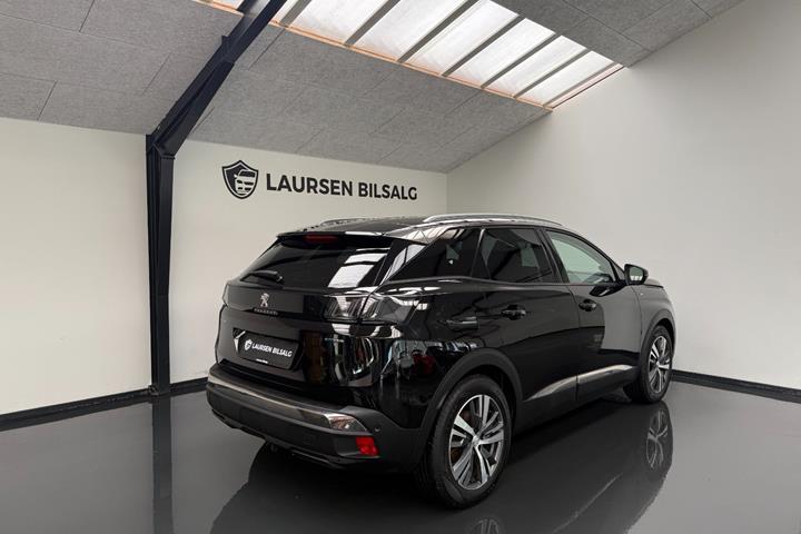 Sort Peugeot 3008 fra 2020