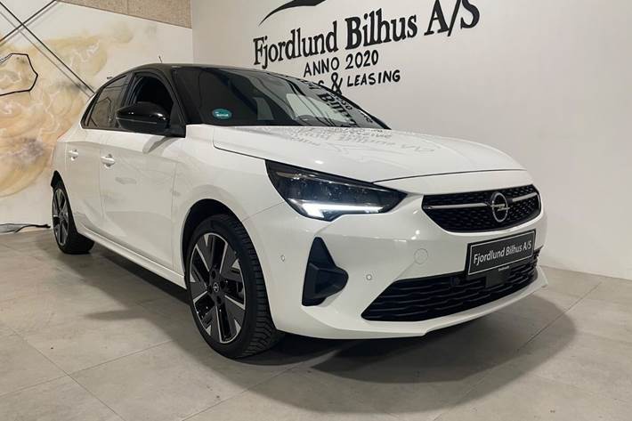 Hvid Opel Corsa-e fra 2023
