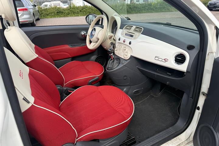 Hvid Fiat 500C fra 2013
