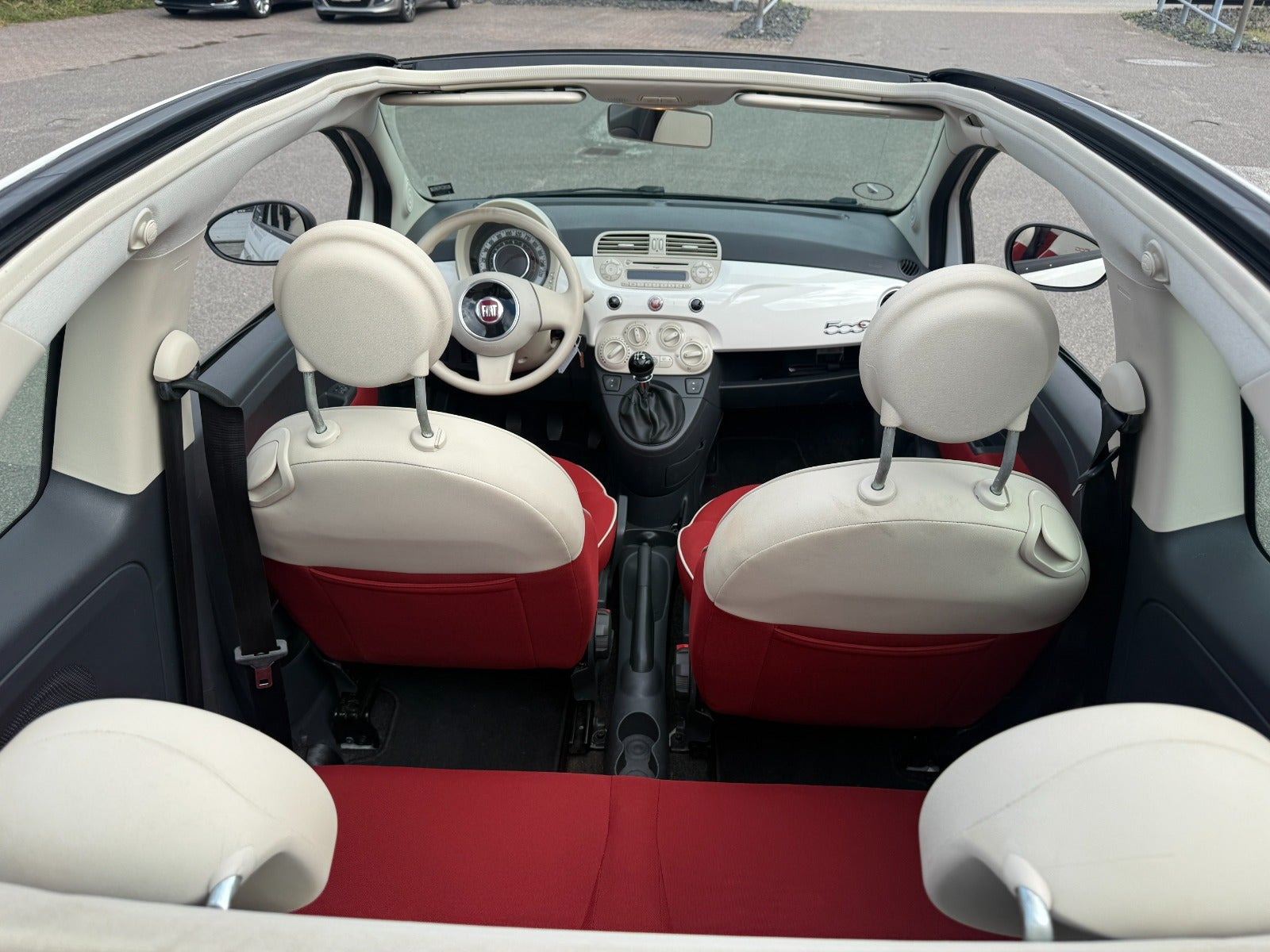 Hvid Fiat 500C fra 2013