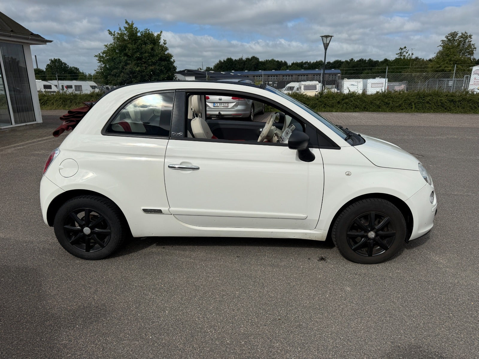 Hvid Fiat 500C fra 2013