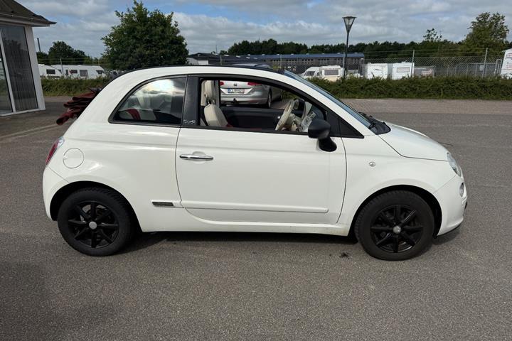 Hvid Fiat 500C fra 2013