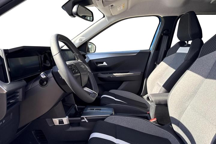Blå Opel Frontera fra 2025