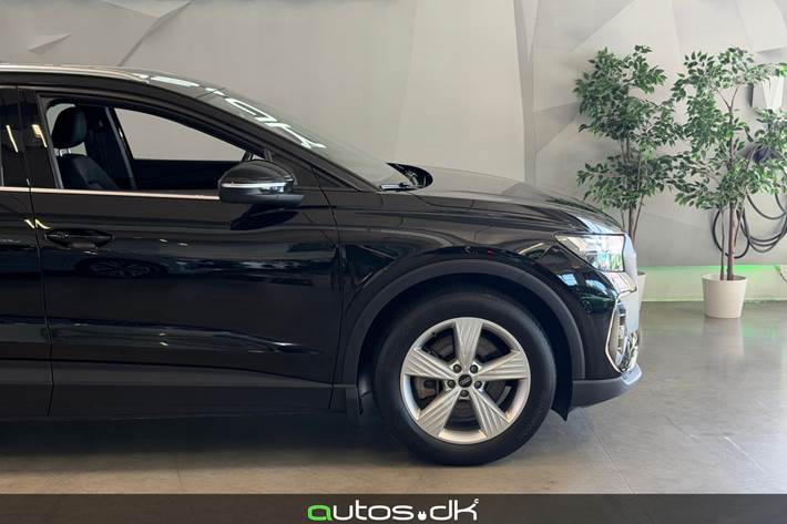 Sort Audi Q4 e-tron fra 2023