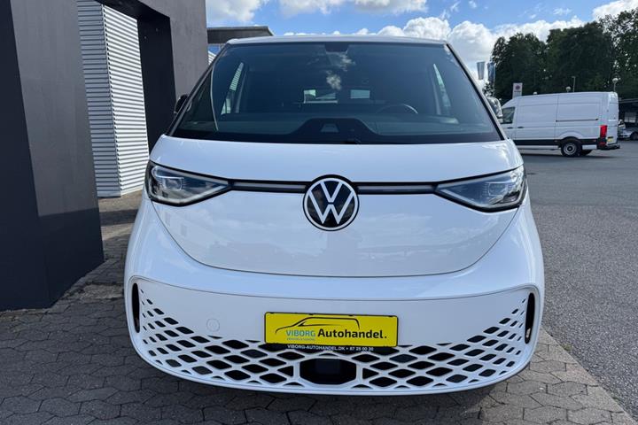 Hvid VW ID.Buzz fra 2023